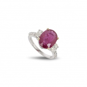 White Gold Ruby and Diamond Ring 5.05ct White Gold Ruby and Diamond Ring 5.05ct